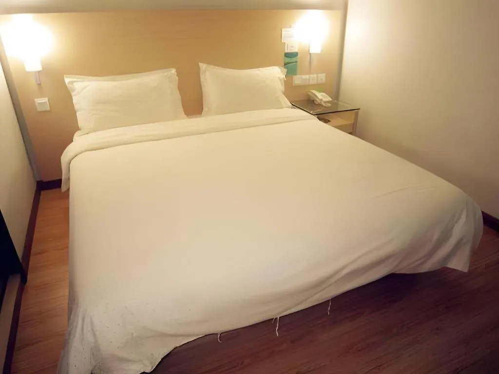 **  Hotel City Comfort Inn Puchong Malaysia