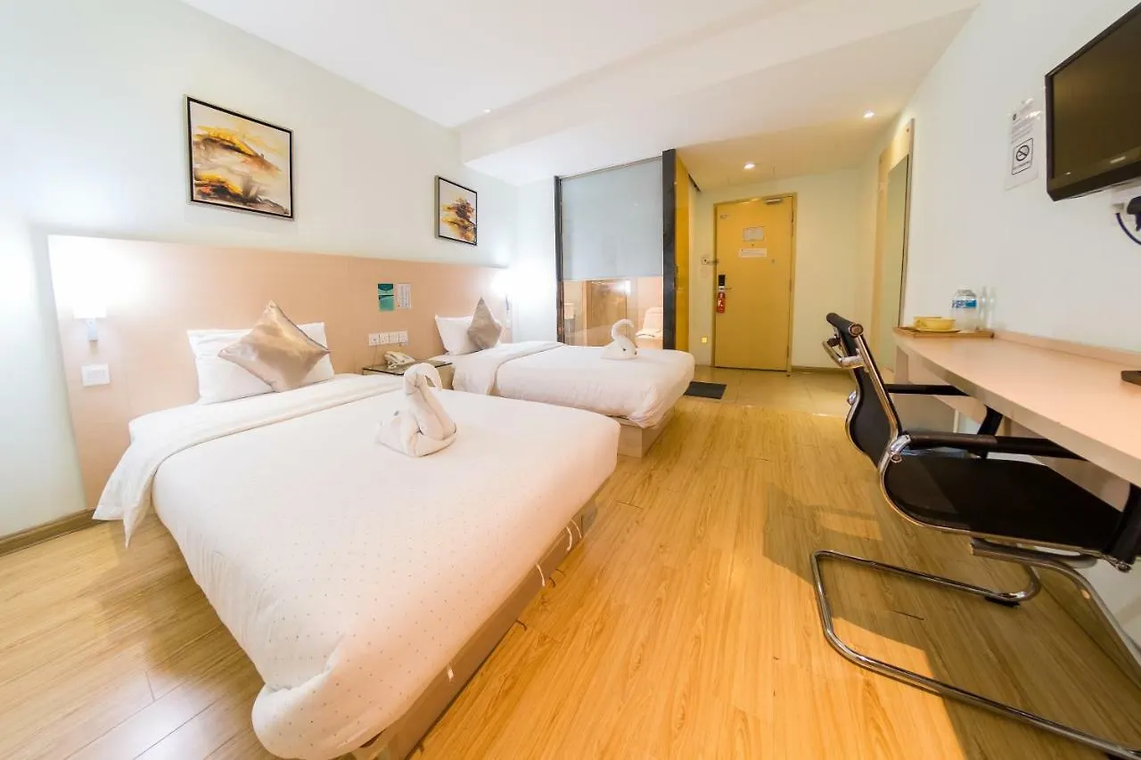 Hotel City Comfort Inn Puchong 2*,